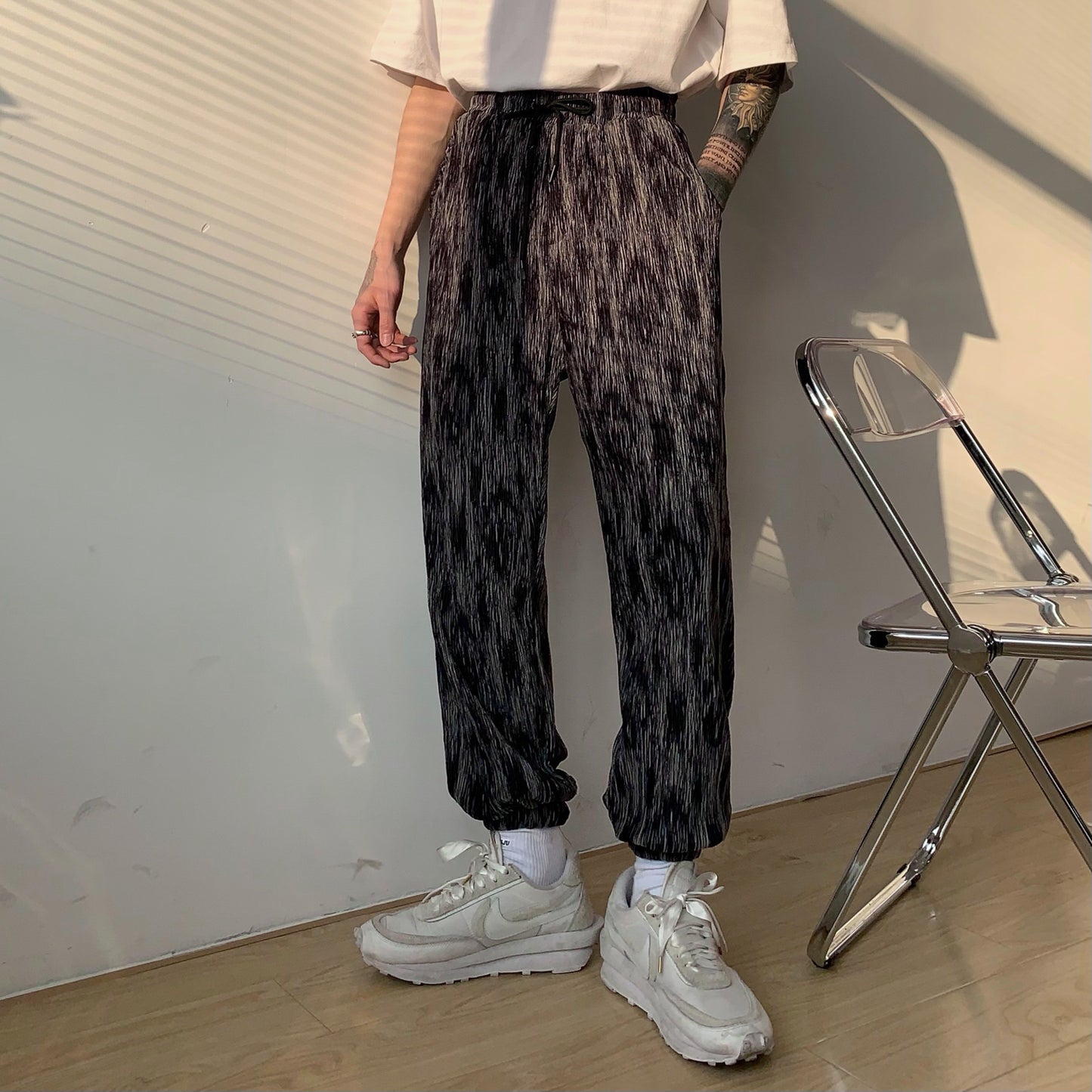 Early Spring Lazy Casual Pants Men'S Pleated Straight Tube Drape Design Korean Wide Leg Pants Men'S Pants