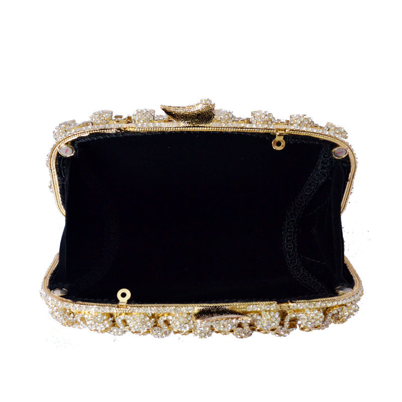 Sculls & Bone Clutch Clutch...